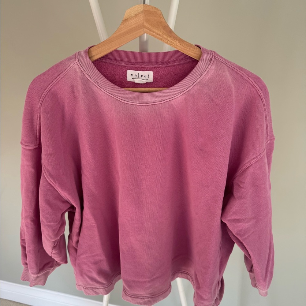 Velvet by Graham & Spencer Women's Mauve Sweatshirt